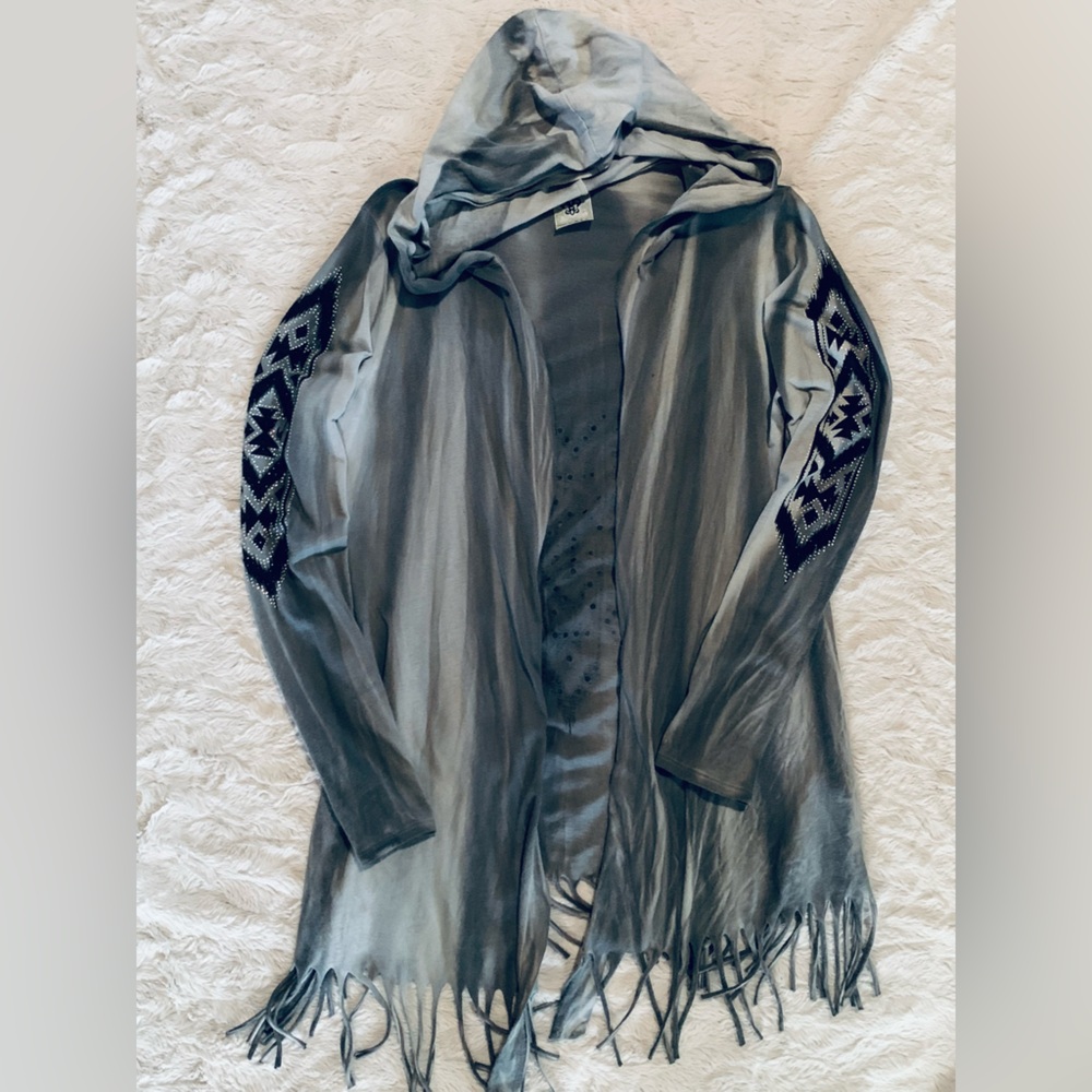 Vocal Gray Hoodie Fringed Sweater with Embellished Aztec Black Pattern
